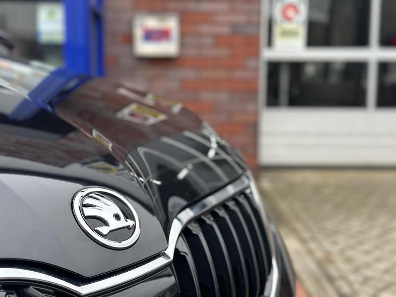 Occasion Skoda Octavia Business Line 2019 Zwart Stationwagen