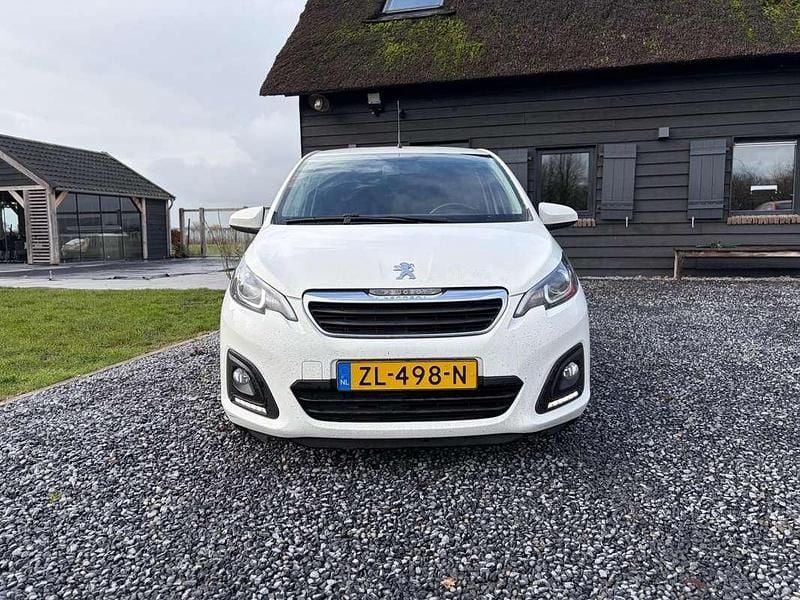 Occasion Peugeot 108 Active 72 PK (52 kW) 2019 Wit Hatchback