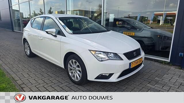 Wit Gebruikt 2013 Seat Leon Style Hatchback | € 7.450 (Eerlijke prijs) - Afbeelding 1/4