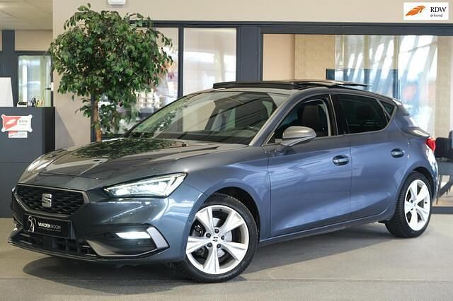 Occasion Seat Leon FR 150 PK (110 kW) 2020 Grijs Hatchback