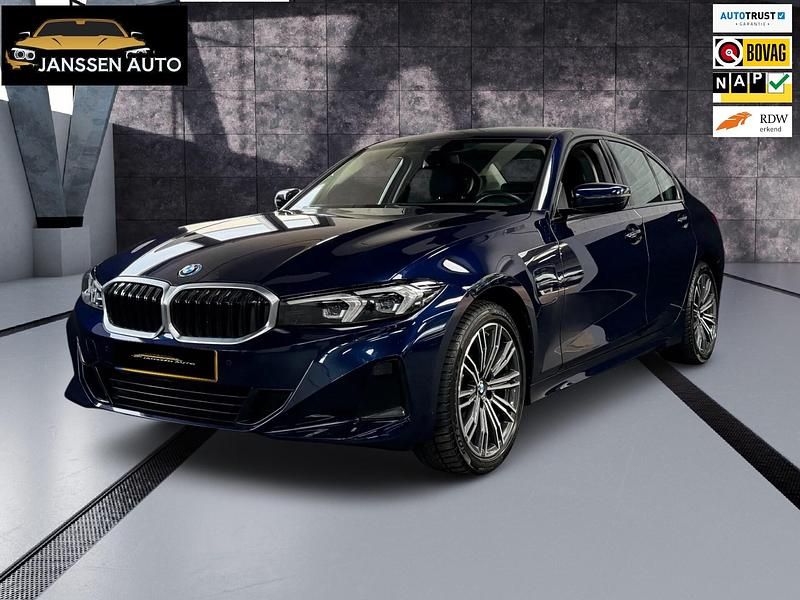 Blauw Gebruikt 2024 BMW 320 Sedan | € 27.950 (Super prijs) - Afbeelding 1/4