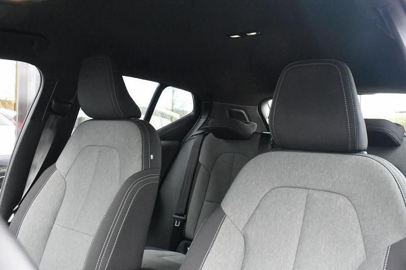 Occasion Volvo XC40 Plus 197 PK (144 kW) 2025 Grijs SUV