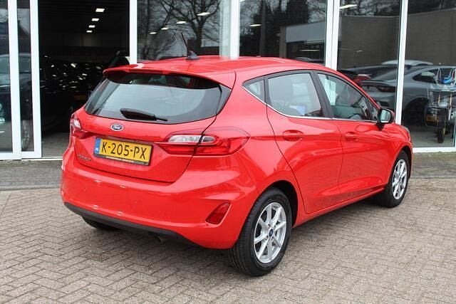 Occasion Ford Fiesta Titanium 94 PK (69 kW) 2021 Rood Hatchback