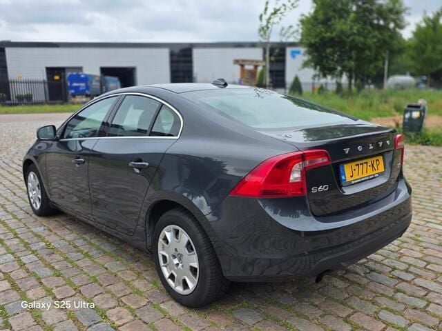 Occasion Volvo S60 Kinetic 150 PK (110 kW) 2012 Grijs Sedan