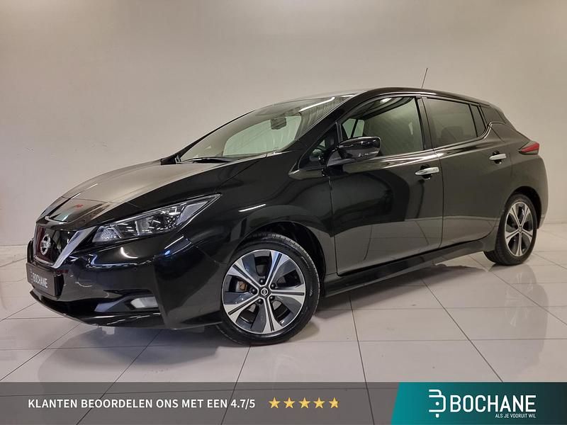 Zwart Occasion 2021 Nissan Leaf N-Connecta Hatchback | € 13.740 (Eerlijke prijs) - Afbeelding 1/4