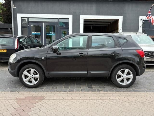 Zwart Gebruikt 2009 Nissan Qashqai Acenta SUV | € 4.750 (Eerlijke prijs) - Afbeelding 1/4