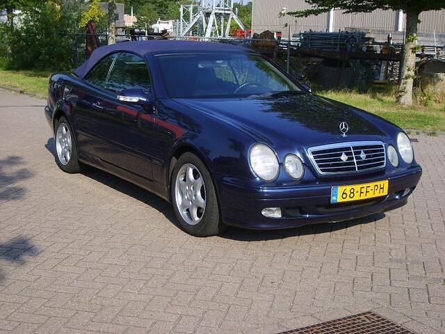 Occasion Mercedes CLK200 Elegance 136 PK (100 kW) 2000 Blauw Cabriolet