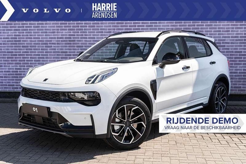Wit, metallic lak Gebruikt 2025 Lynk & Co 01 SUV | € 38.899 - Afbeelding 1/3
