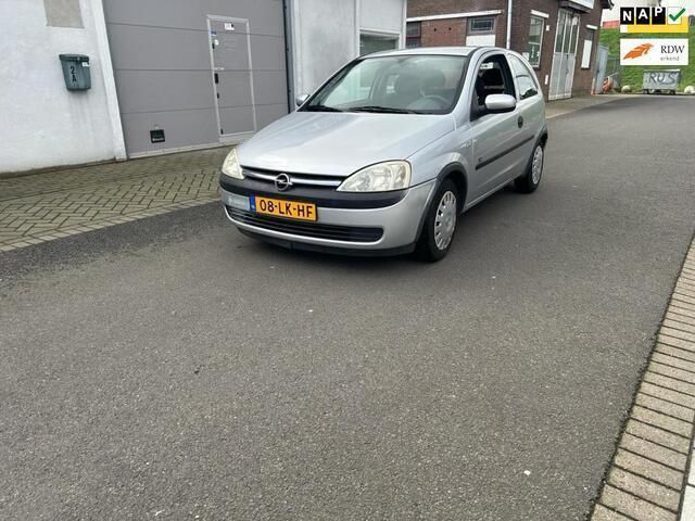 Grijs Gebruikt 2003 Opel Corsa Njoy Hatchback | € 950 (Goede deal) - Afbeelding 1/4