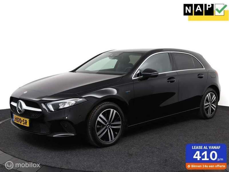Zwart Gebruikt 2020 Mercedes A250 Luxury Hatchback | € 28.900 (Eerlijke prijs) - Afbeelding 1/4