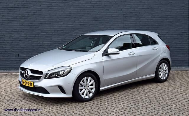 Occasion Mercedes A180 Ambition 122 PK (89 kW) 2016 Grijs Hatchback