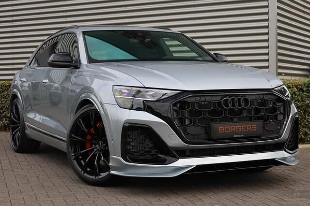 Zilver Gebruikt 2025 Audi Q8 Ambiente SUV | € 139.950 - Afbeelding 1/4