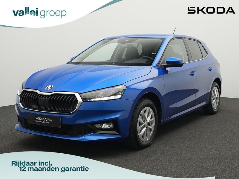 Blauw Gebruikt 2024 Skoda Fabia Style Hatchback | € 21.900 (Iets duurder) - Afbeelding 1/4