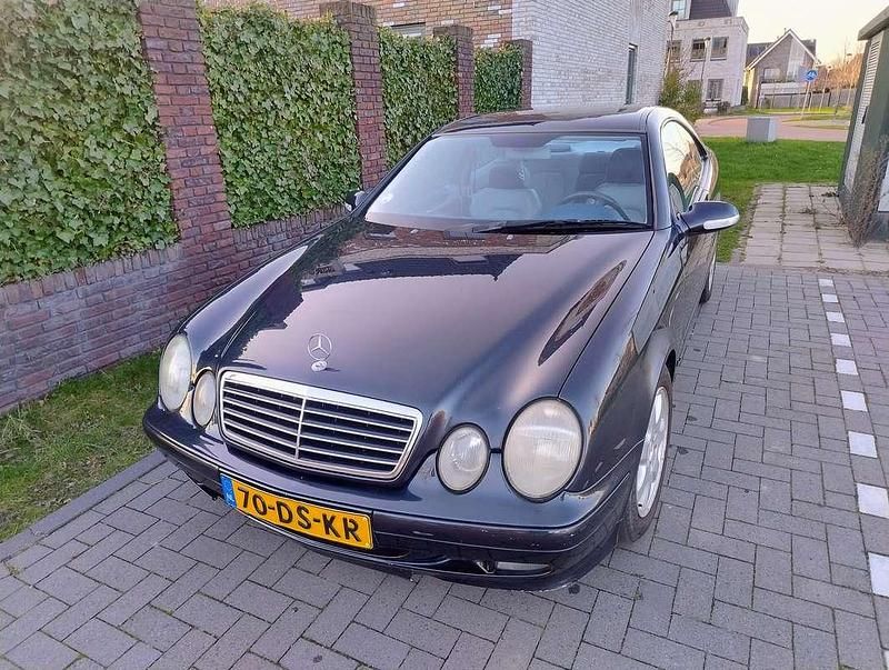 Occasion Mercedes CLK200 136 PK (100 kW) 1999 Blauw Coupé