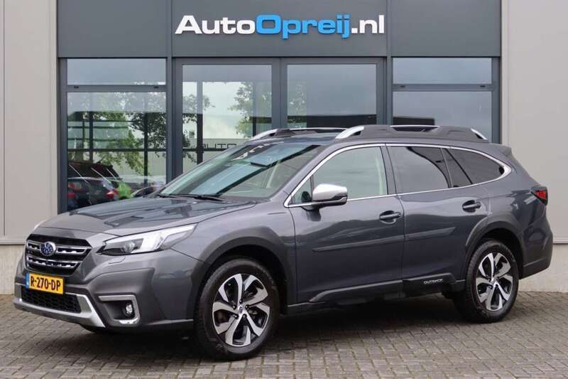 Grijs Gebruikt 2022 Subaru Outback Premium SUV | € 49.845 (Eerlijke prijs) - Afbeelding 1/4