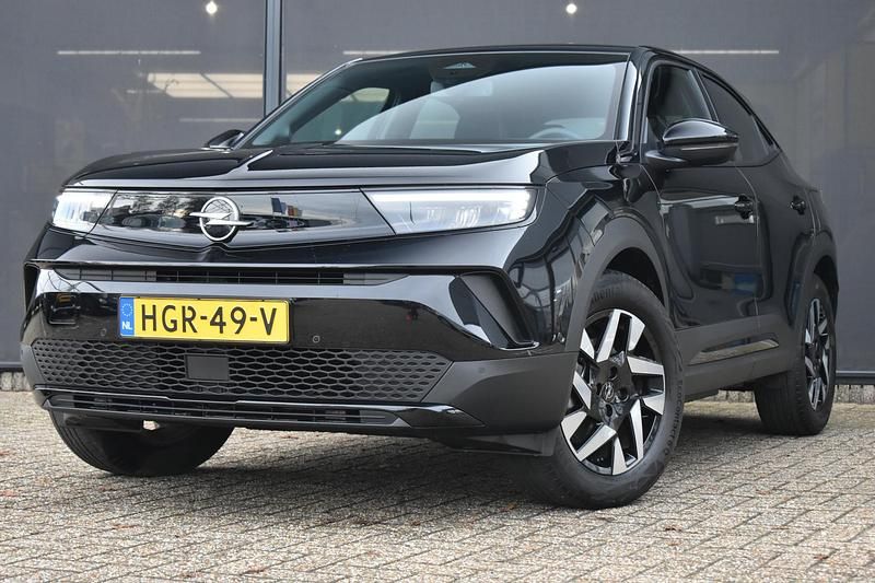 Zwart Occasion 2025 Opel Mokka-e Edition SUV | € 27.895 - Afbeelding 1/4