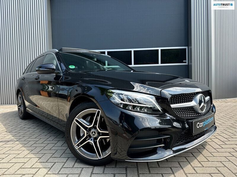 Zwart Gebruikt 2019 Mercedes C200 Premium Plus Stationwagen | € 28.950 (Eerlijke prijs) - Afbeelding 1/4