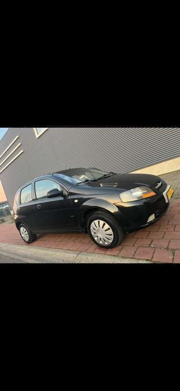 Zwart Gebruikt 2007 Chevrolet Kalos Hatchback | € 1.200 (Eerlijke prijs) - Afbeelding 1/4