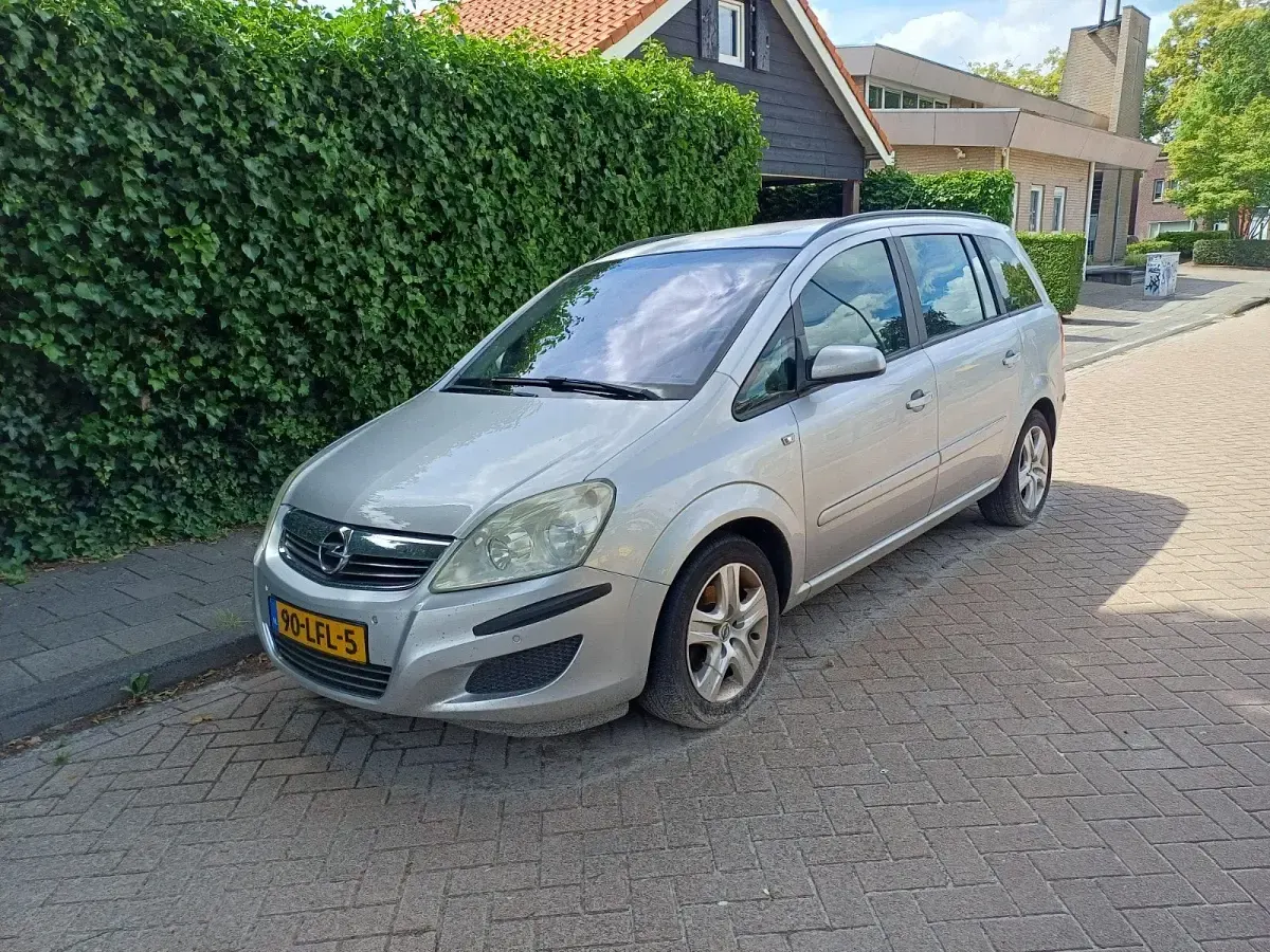 Opel Zafira 2010