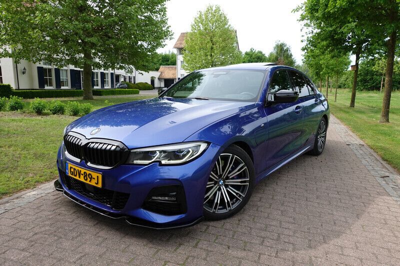 Blauw Gebruikt 2020 BMW 330e Executive Sedan | € 35.450 (Duur) - Afbeelding 1/4