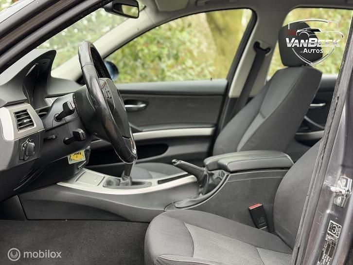 Occasion BMW 318 129 PK (94 kW) 2006 Grijs Sedan