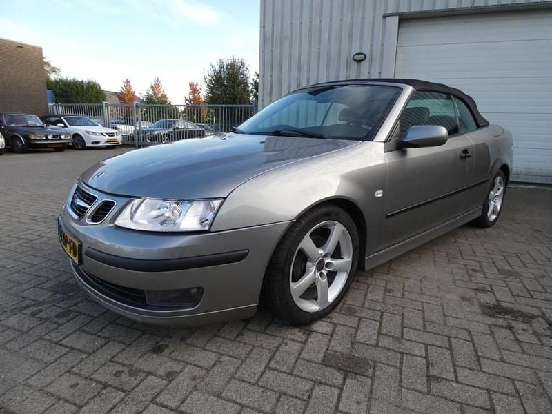 Grijs Gebruikt 2004 Saab 9-3 Cabriolet Vector Cabriolet | € 7.900 (Goede deal) - Afbeelding 1/4