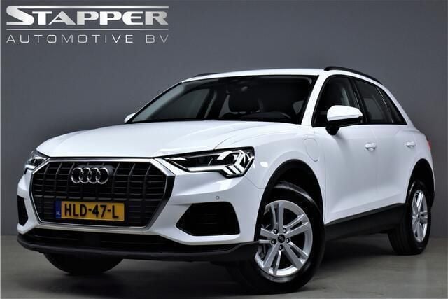 Wit Gebruikt 2022 Audi Q3 Business SUV | € 29.995 (Super prijs) - Afbeelding 1/4