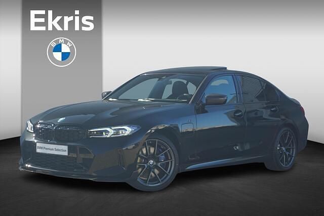 Zwart Gebruikt 2025 BMW 320 M Performance Sedan | € 49.900 (Duur) - Afbeelding 1/4