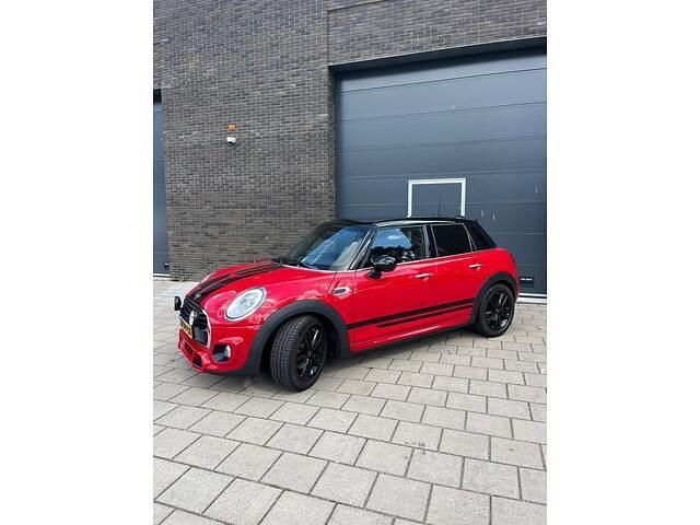 Occasion Mini Cooper Business 136 PK (100 kW) 2017 Rood Hatchback