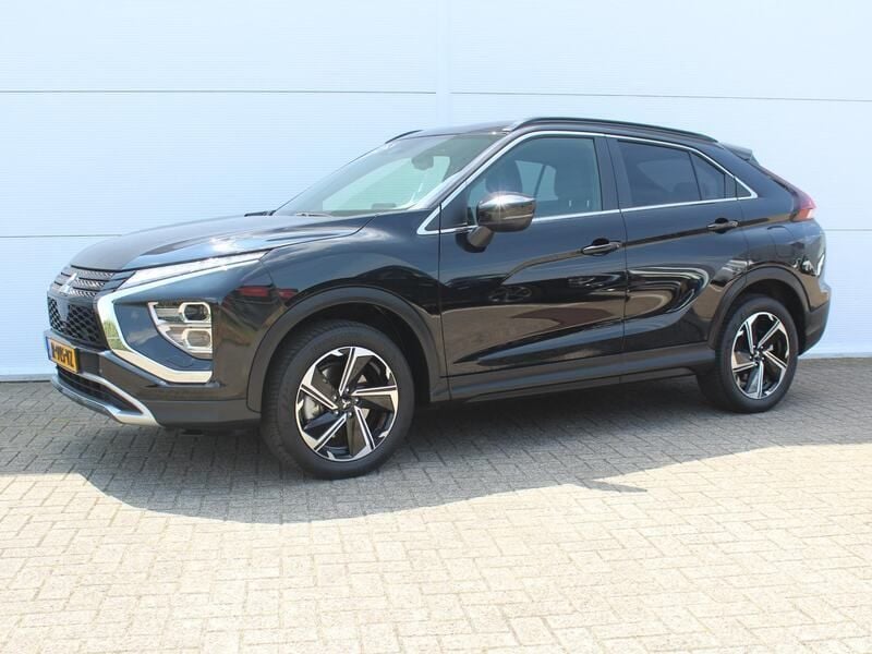 Zwart Gebruikt 2023 Mitsubishi Eclipse Cross Intense+ SUV | € 26.730 (Eerlijke prijs) - Afbeelding 1/4