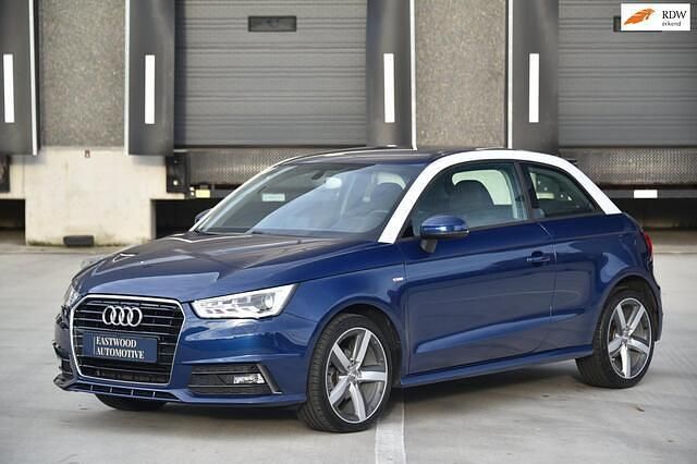 Blauw Gebruikt 2015 Audi A1 S-Line Hatchback | € 15.950 (Duur) - Afbeelding 1/4