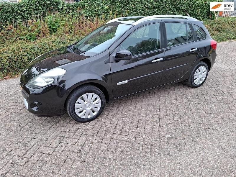 Zwart Gebruikt 2011 Renault Clio GrandTour Business Stationwagen | € 3.350 (Eerlijke prijs) - Afbeelding 1/4