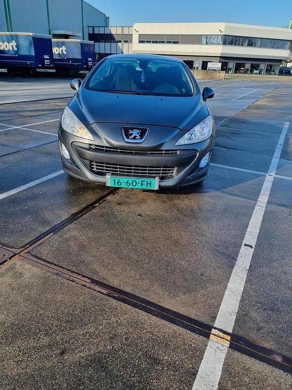 Occasion 2011 Peugeot 308 Sport | € 1.700 (Super prijs) - Afbeelding 1/4