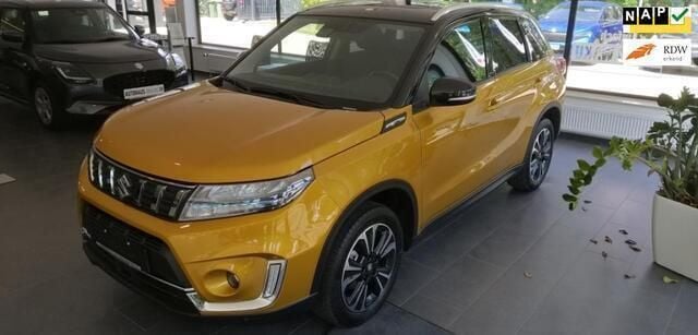 Goud Gebruikt 2021 Suzuki Vitara Style SUV | € 22.900 (Eerlijke prijs) - Afbeelding 1/4