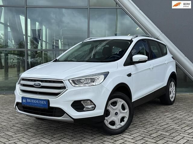 Wit Occasion 2018 Ford Kuga Trend SUV | € 13.950 (Eerlijke prijs) - Afbeelding 1/4
