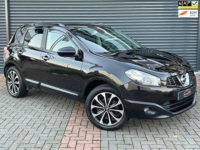 Zwart Occasion 2013 Nissan Qashqai 360º SUV | € 5.750 (Goede deal) - Afbeelding 1/4