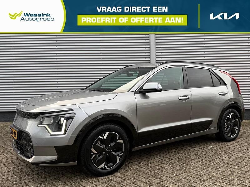 Grijs (metallic) Occasion 2023 Kia e-Niro SUV | € 27.940 (Eerlijke prijs) - Afbeelding 1/4
