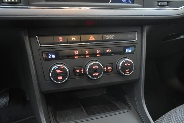 Occasion Seat Leon ST Business 116 PK (85 kW) 2017 Zwart, metallic lak Stationwagen