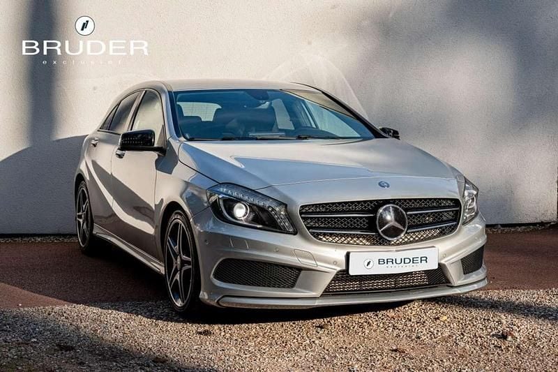 Grijs Gebruikt 2014 Mercedes A180 Ambition Hatchback | € 12.190 (Iets duurder) - Afbeelding 1/4