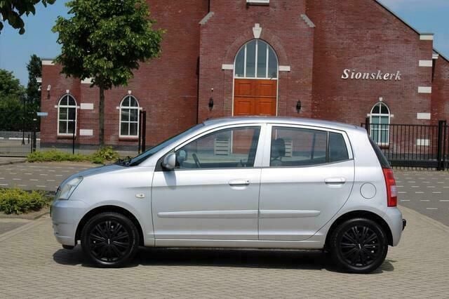 Occasion Kia Picanto EX 61 PK (44 kW) 2004 Grijs Hatchback
