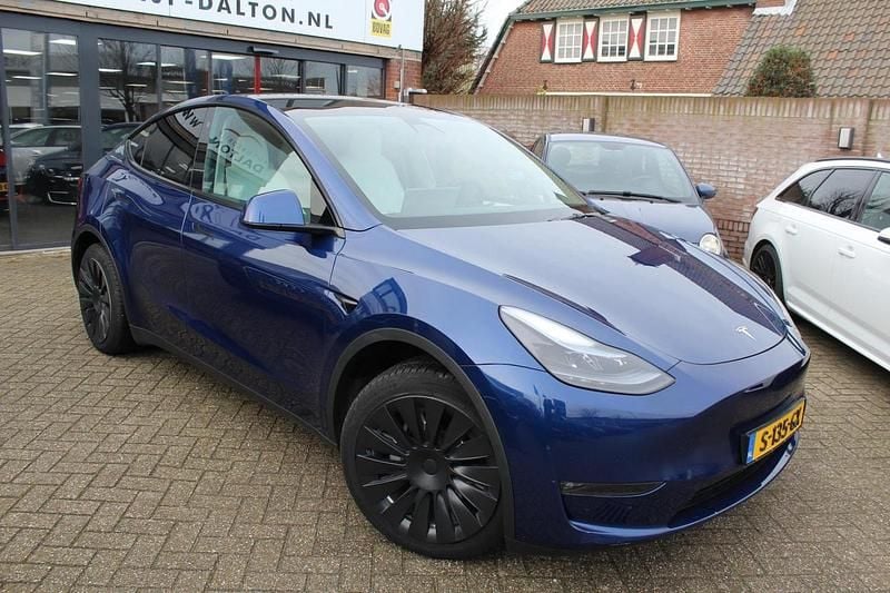 Blauw Occasion 2023 Tesla Model Y Long Range AWD SUV | € 34.950 (Eerlijke prijs) - Afbeelding 1/4