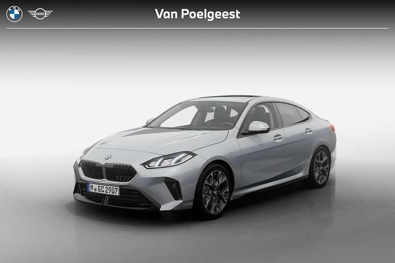 M brooklyn grau (c4p) Nieuw 2025 BMW 220 M Sport Coupé | € 53.131 (Super prijs) - Afbeelding 1/4