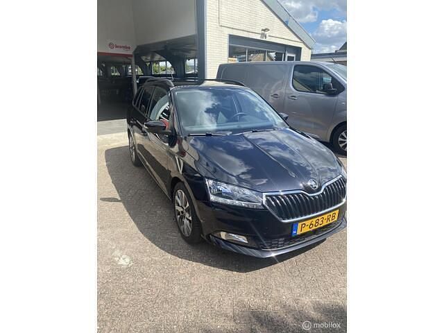 Zwart Gebruikt 2022 Skoda Fabia Business Line Stationwagen | € 16.750 (Eerlijke prijs) - Afbeelding 1/4