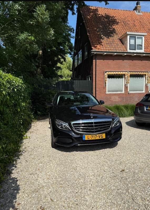 Zwart Gebruikt 2016 Mercedes C180 Prestige Sedan | € 15.500 (Super prijs) - Afbeelding 1/4