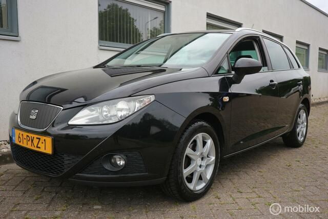 Zwart Gebruikt 2011 Seat Ibiza ST Ecomotive Stationwagen | € 2.400 (Eerlijke prijs) - Afbeelding 1/4