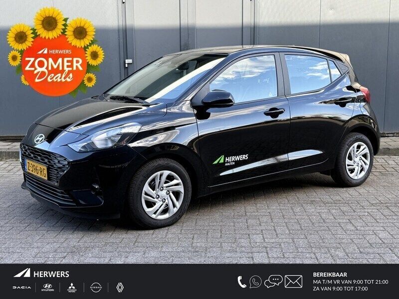 Zwart Gebruikt 2024 Hyundai i10 Comfort Hatchback | € 18.485 (Eerlijke prijs) - Afbeelding 1/4