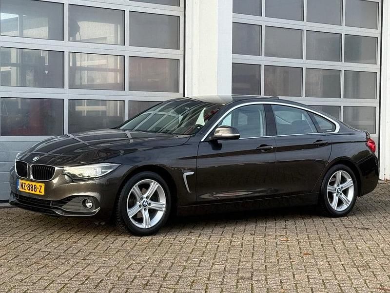 Bruin Gebruikt 2017 BMW 420 Executive Coupé | € 12.945 (Super prijs) - Afbeelding 1/4