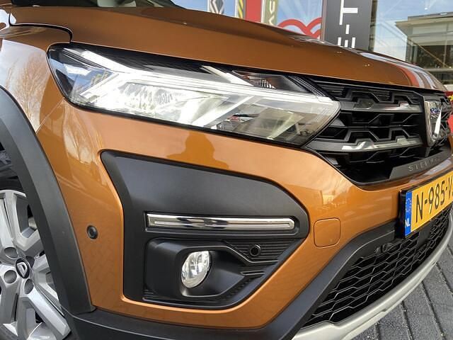 Occasion Dacia Sandero Comfort 101 PK (74 kW) 2022 Oranje Hatchback