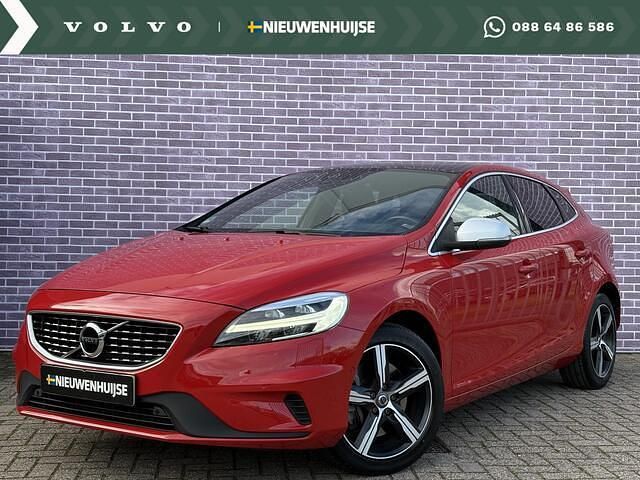 Rood Gebruikt 2020 Volvo V40 Stationwagen | € 22.899 (Eerlijke prijs) - Afbeelding 1/3