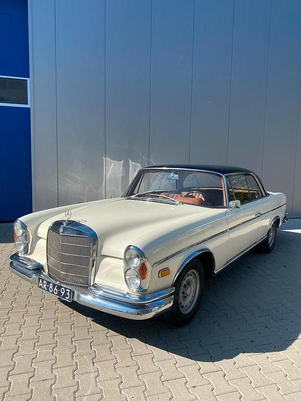 Gebruikt 1965 Mercedes 300 SE Coupé | € 47.500 - Afbeelding 1/4